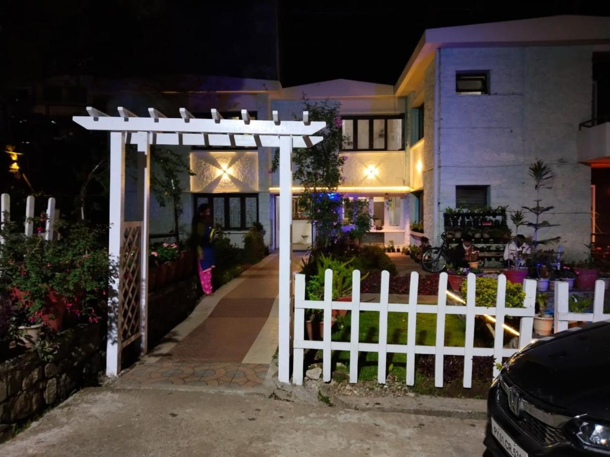 Hotel Seven Roads Kodaikanal Exteriör bild
