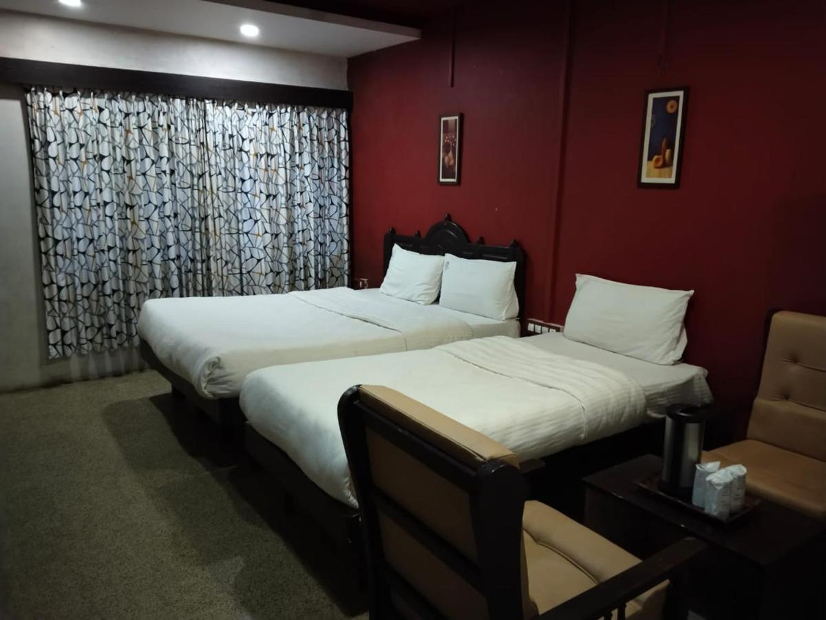 Hotel Seven Roads Kodaikanal Exteriör bild
